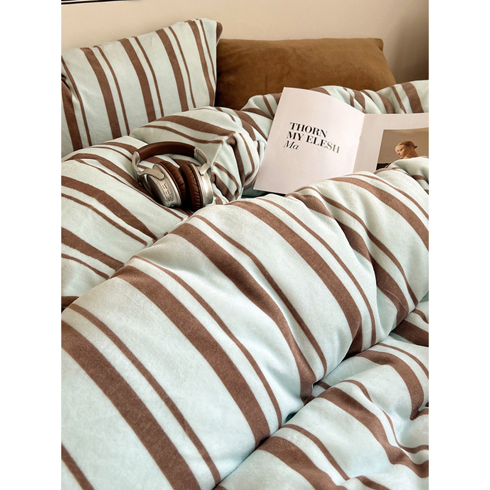 Estilo creme de pelúcia leite veludo conjunto de quatro peças inverno engrossado flanela Coral veludo colcha capa cama c