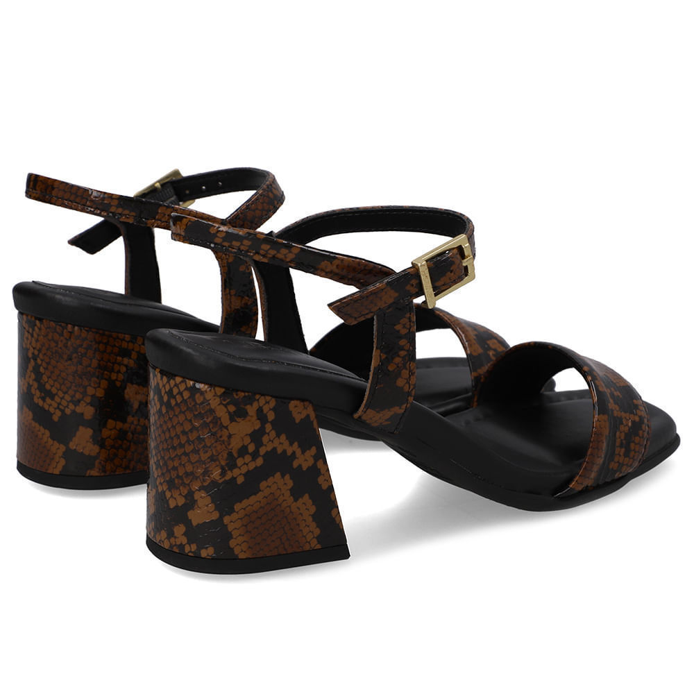 Sandália Salto Bloco Tira Animal Print — imagem 2 de 2