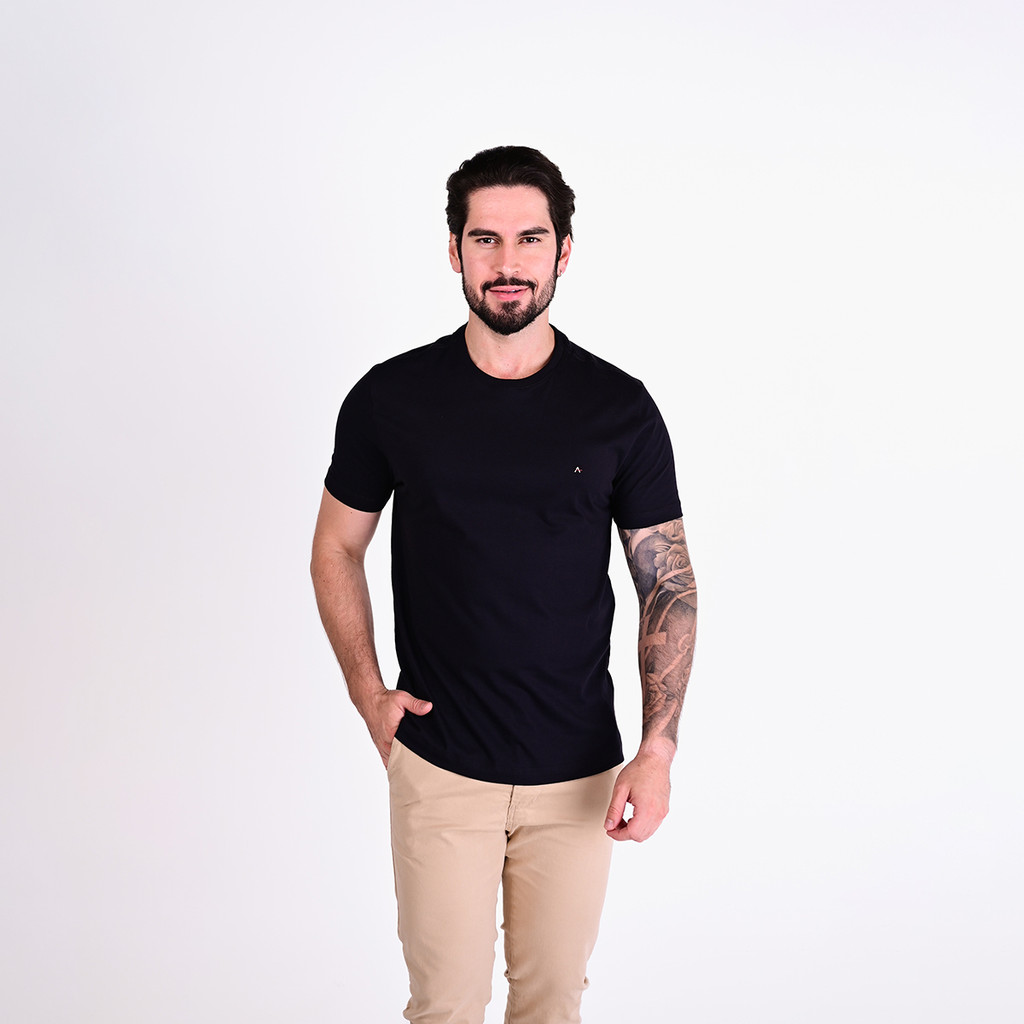 Camiseta Aramis Básica Preta