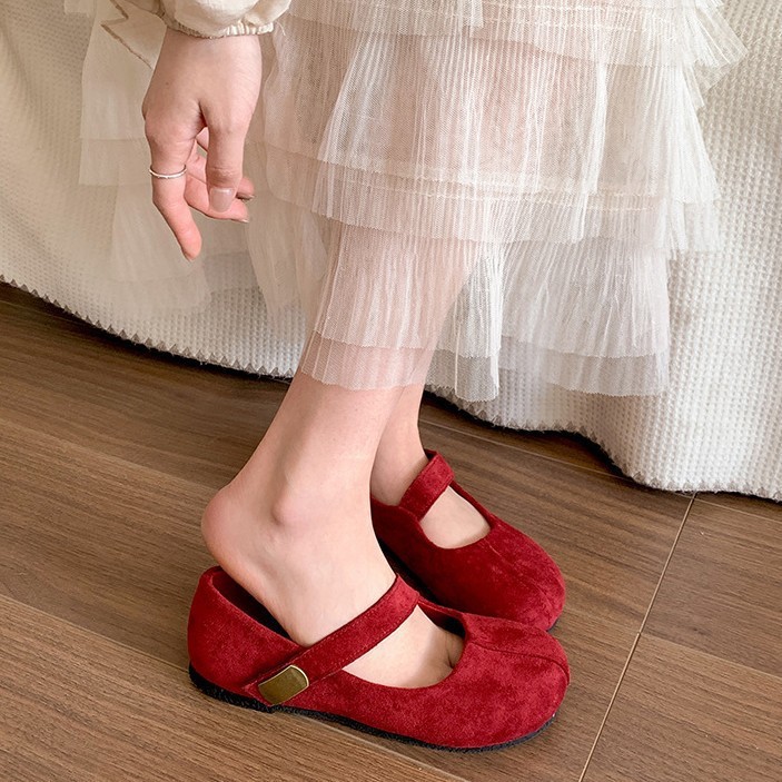 Vermelho Retro dedo do pé redondo boca rasa sapatos planos feminino 2026 novo estilo primavera outono com saia francês s