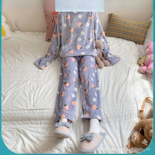 Conjunto de pijama de pelúcia para mulher, ideal para o inverno, composto por duas peças: camisa de manga comprida e cal
