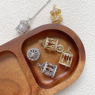 Cobre banhado a ouro Real retenção de cor francês oco carrossel tridimensional bonito pingente oco titular diy oco pérol
