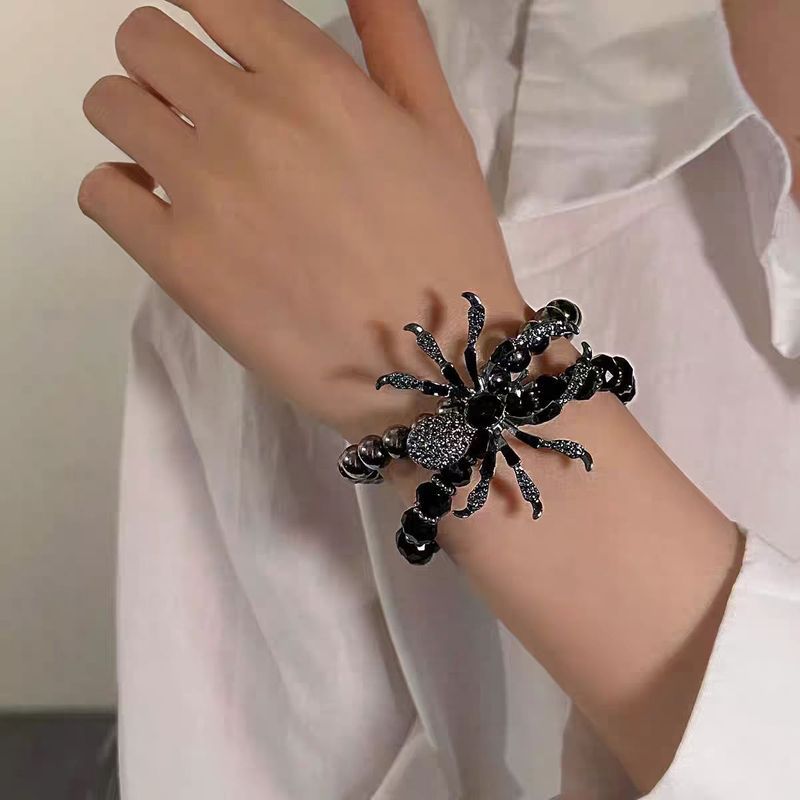 Pulseira feminina com contas de aranha, estoque pronto, sensação de alta qualidade, festa de estudante de alta aparência