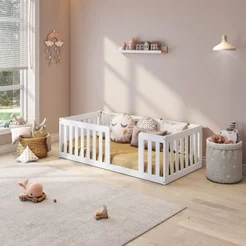 Mini Cama Montessoriana com Grade Giulia Casatema MadeiraOriginals Branco Branco