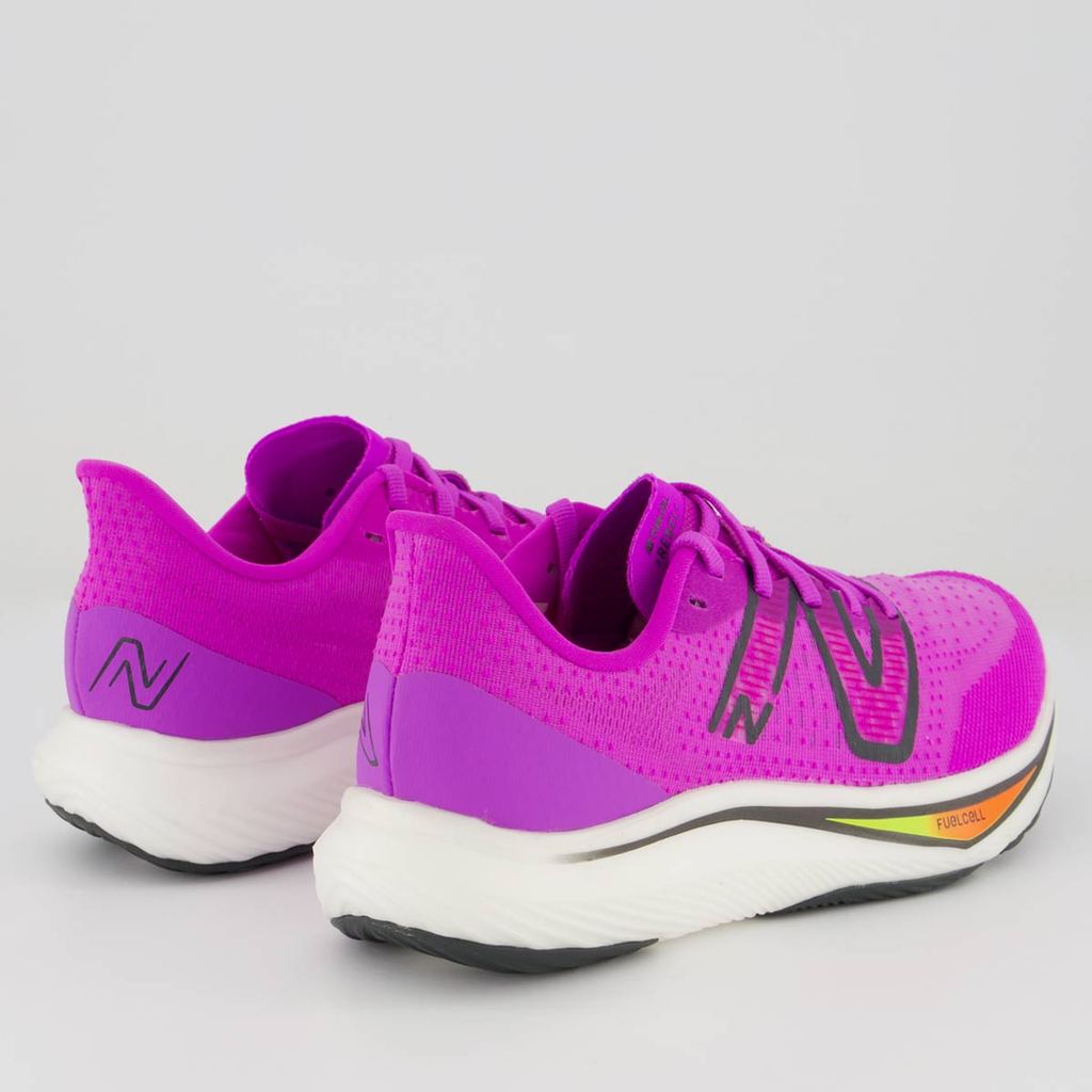 Tênis New Balance Fuelcell Rebel V3 Feminino Roxo · foto 2
