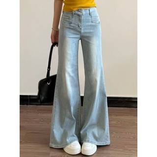 Jeans de cintura baixa Micro-queimado de cor clara feminino outono novo estilo quente menina magro ajuste perna larga ma