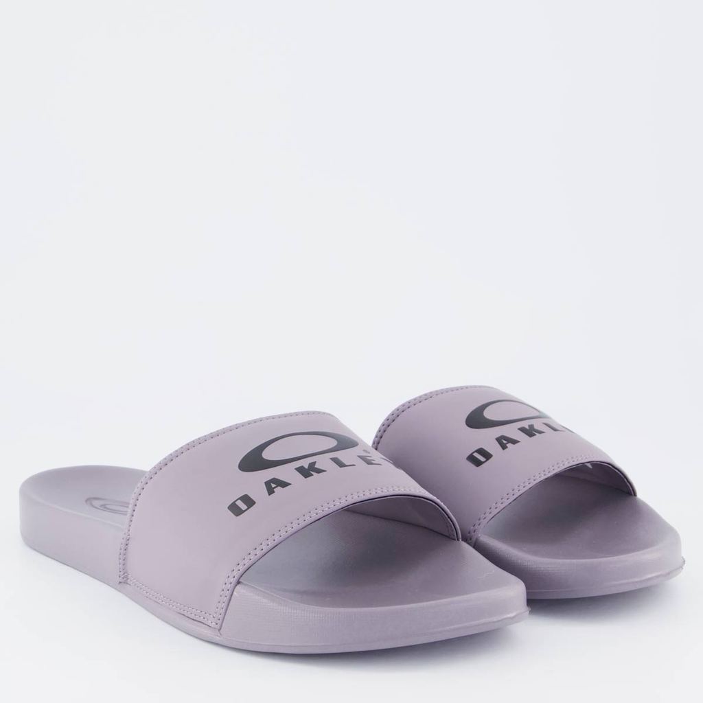 Detalhes do Chinelo Oakley Malibu Bark Cinza