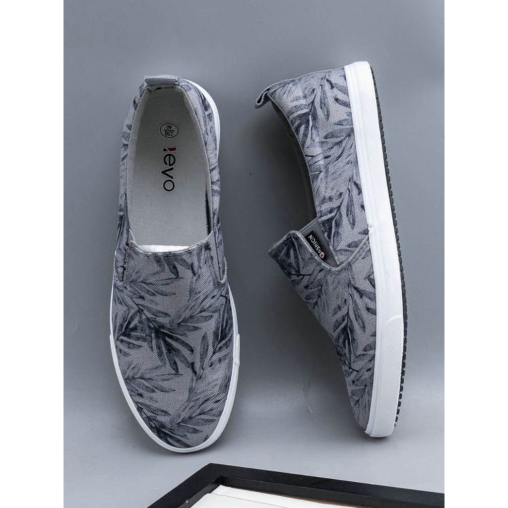 Sapatos masculinos da moda verão baixo-topo impresso sapatos de lona masculino na moda All-Match sapatos casuais desliza