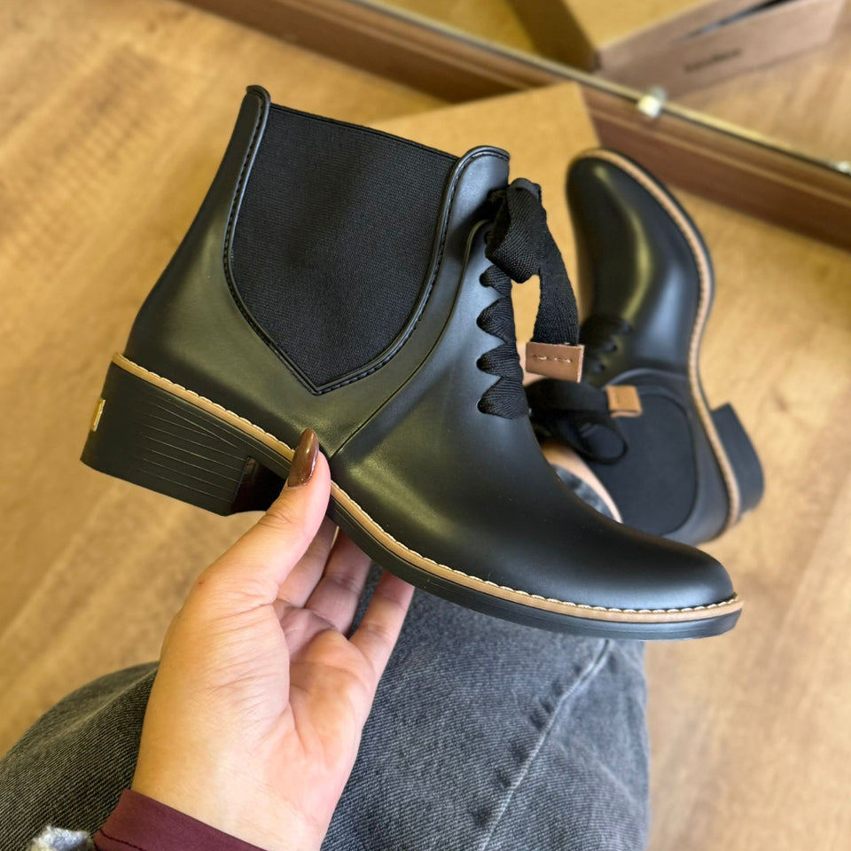 Bota Colcci Lacey Rain Chelsea