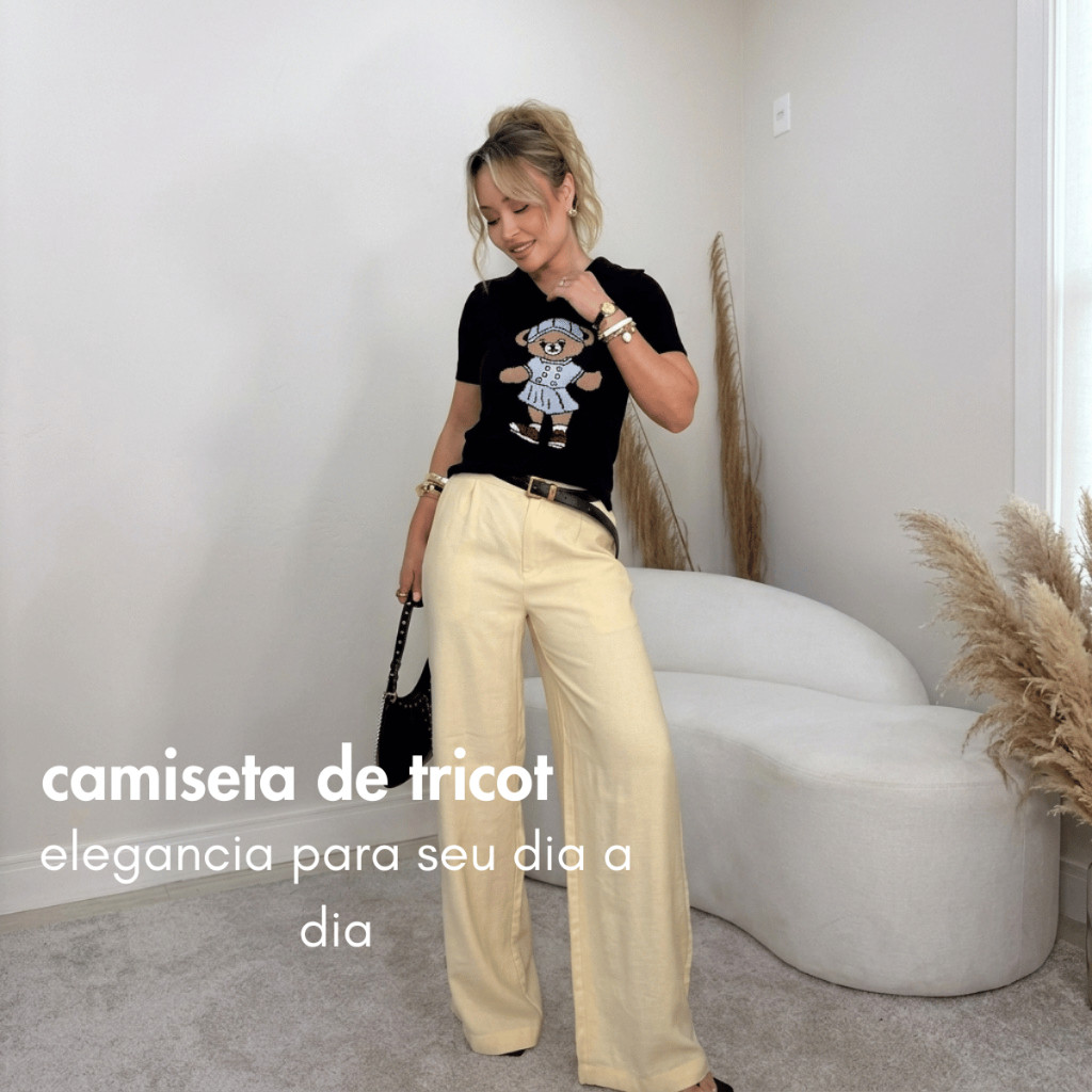 Camiseta Feminina de Tricô Manga Curta com Estampa Ursinho Gola Polo Moda Casual