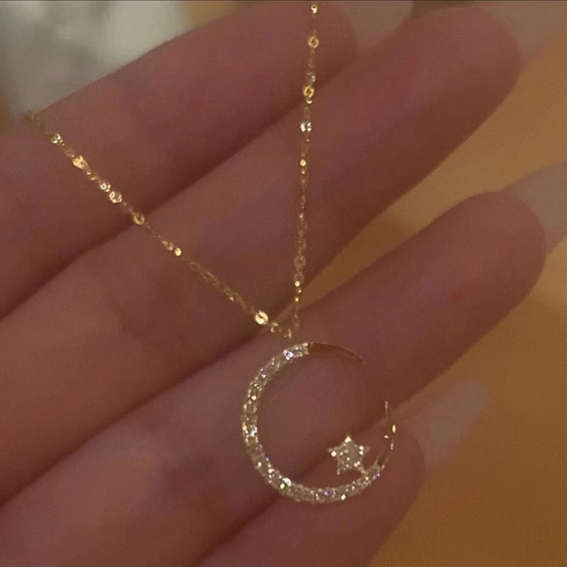 Novo estilo verão estrela lua zircão colar Super brilhante High-End Design nicho ins estrela lua clavícula colar feminin