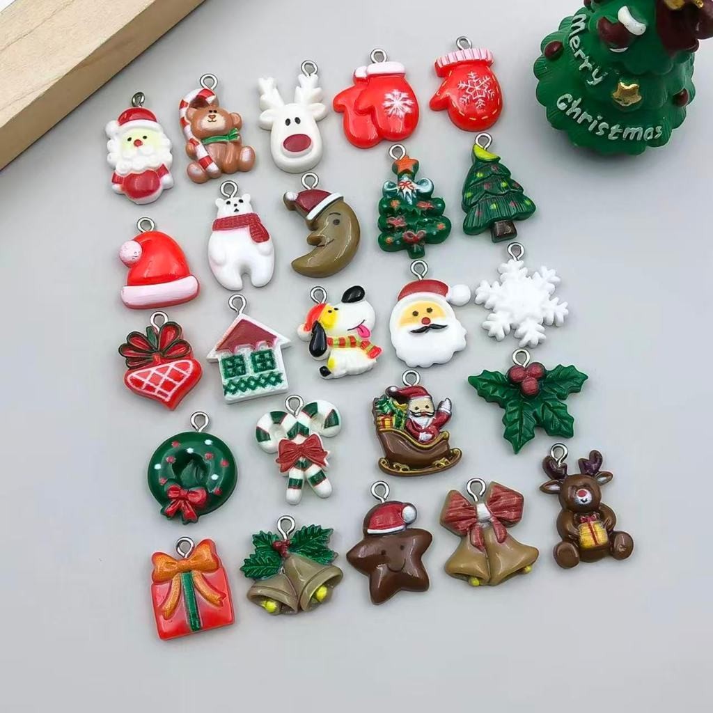 10-100 Pçs Aplique Decoração De Natal Resina-pingente-mistura — imagem 2 de 2