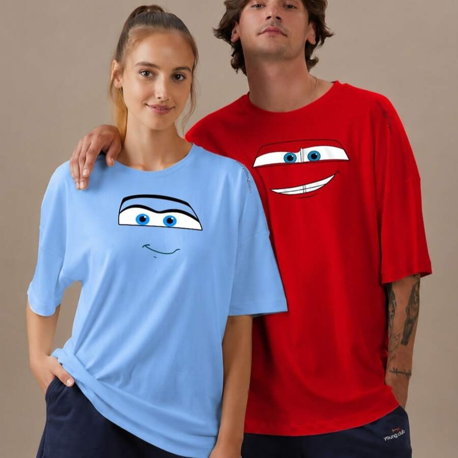 Kit 2 Unidades de Camiseta Casal Namorados Camisa 100% Algodão Estampada Promoção Filme Carros Moda Streetwear