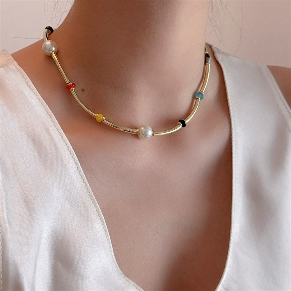 Colorido manchado pedra Natural pérola colar colar feminino nicho High-End colar gargantilha colar clavícula corrente