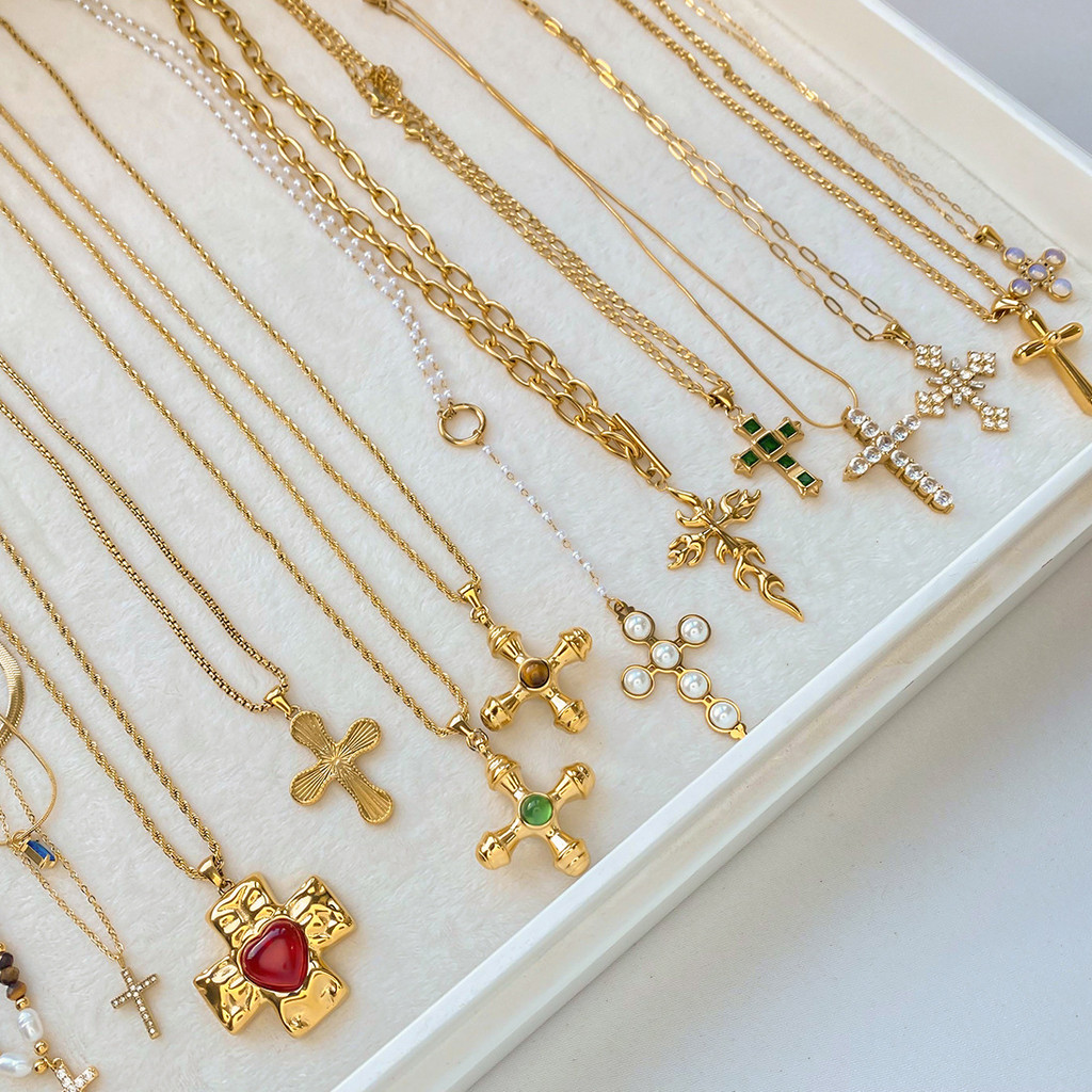 Senhoras colar acessórios 18k ouro diamante aço inoxidável cruz colar nicho colar