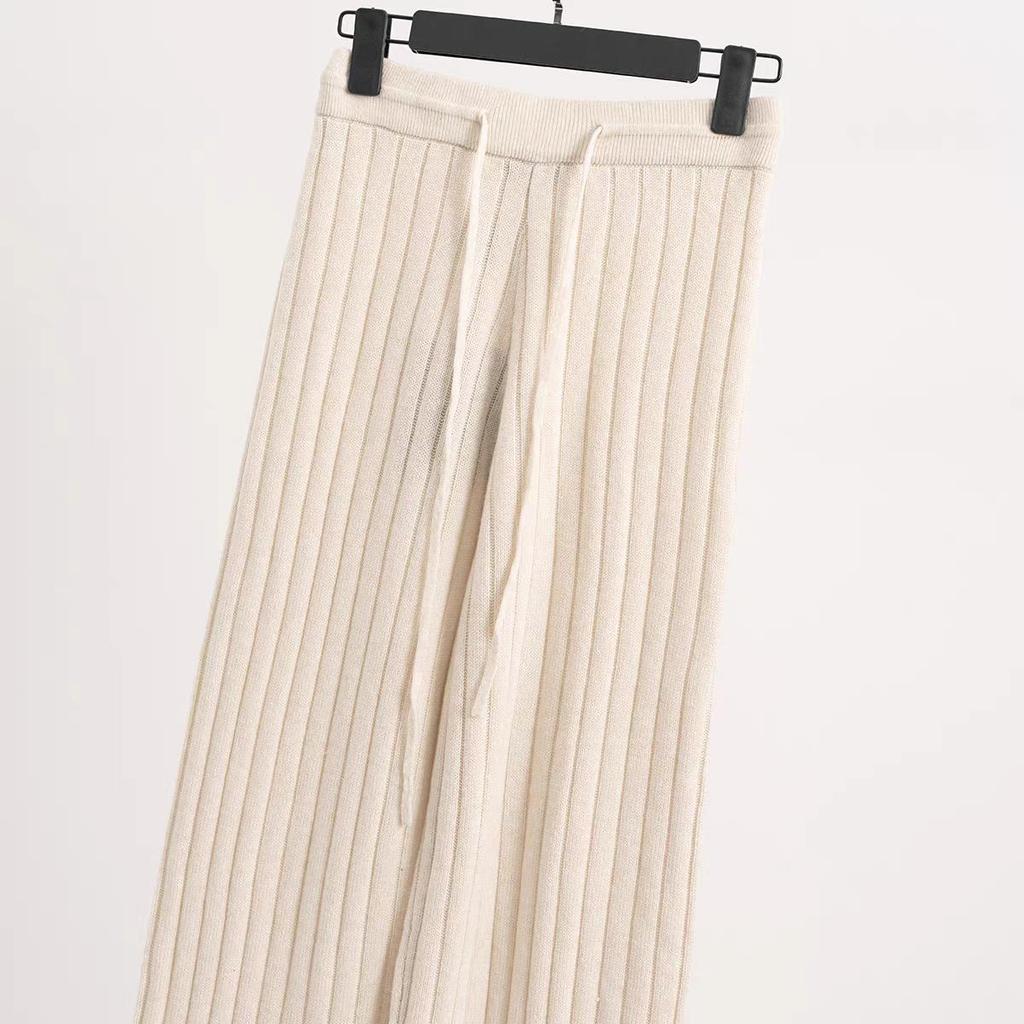 Calça feminina de malha canelada e listrada - Confortável, estilosa, caimento perfeito, tamanho único-V100