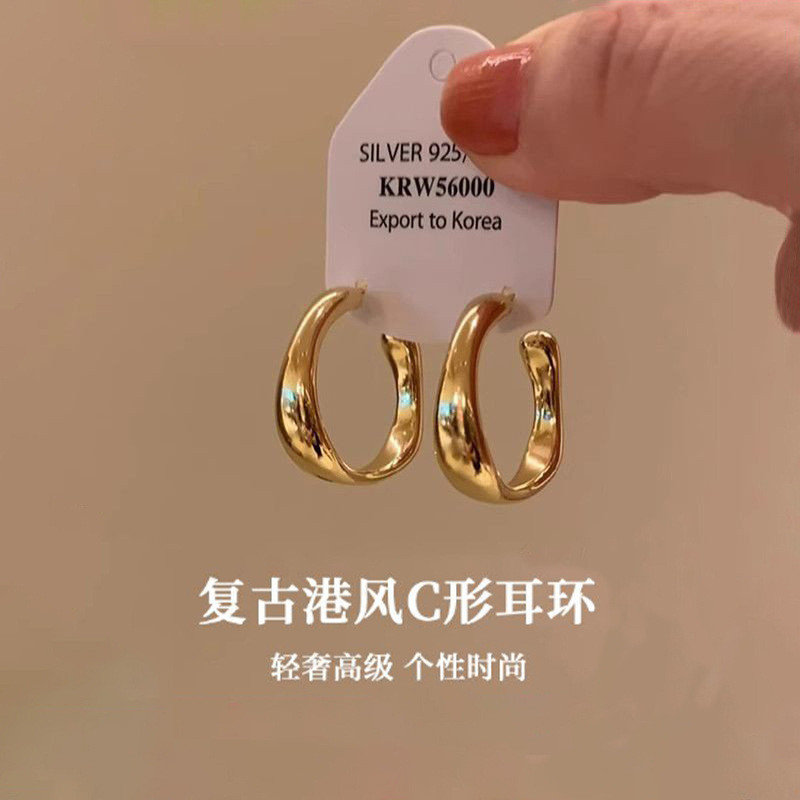 925 agulha de prata ouro brilhante Irregular em forma de C brincos luz luxo High-End sentimento outono inverno nicho tem