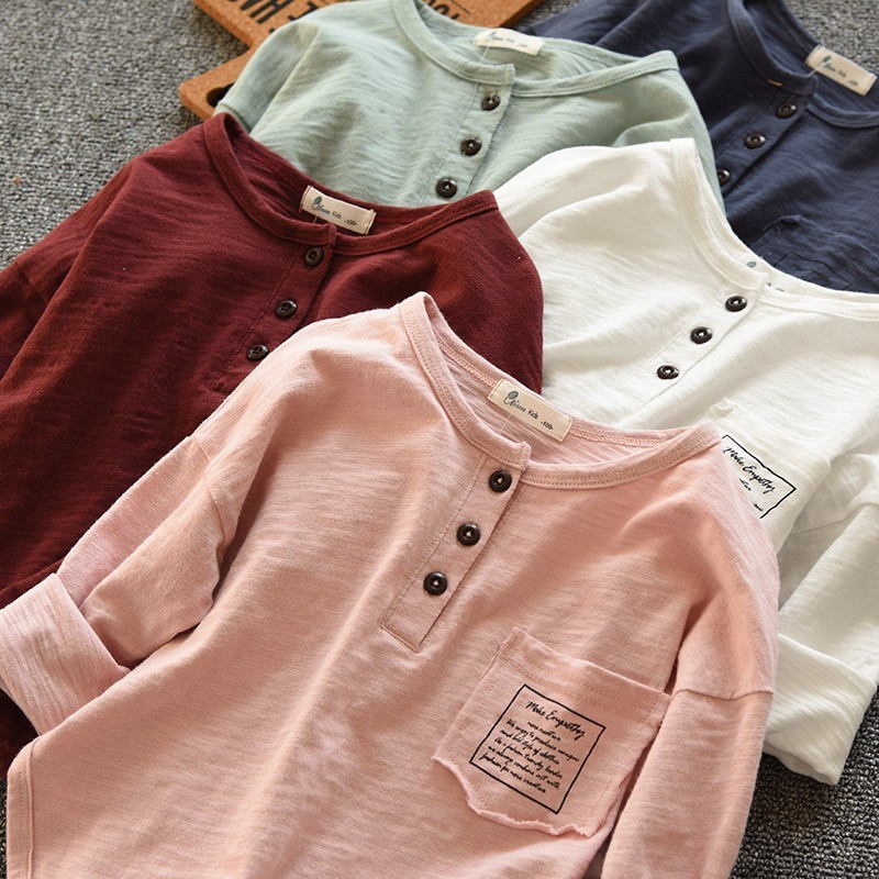 Algodão macio Slub crianças algodão puro manga comprida solta camiseta meninos meninas em torno do pescoço médio grande 