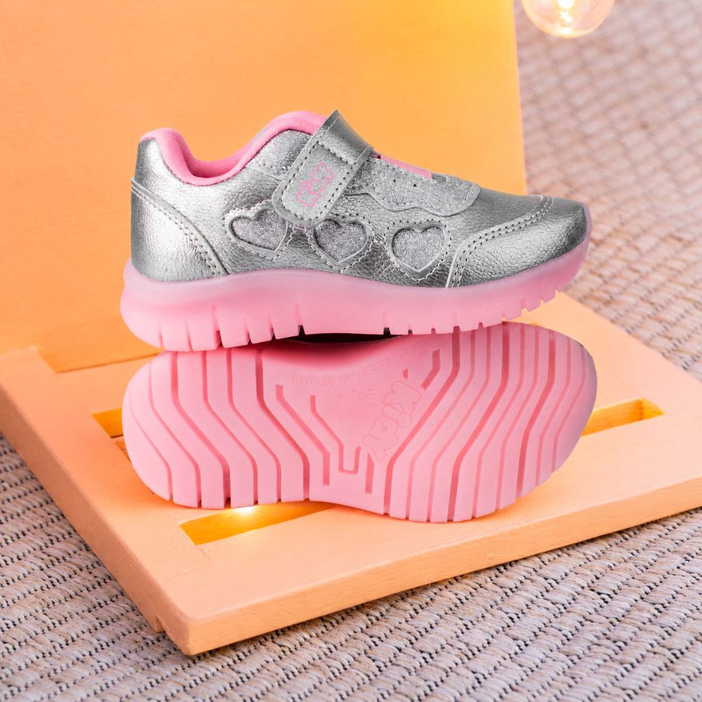 Tênis Infantil Menina Kidy Ultra Flex Prata Metalizado Calce Fácil Confortável Leve Casual