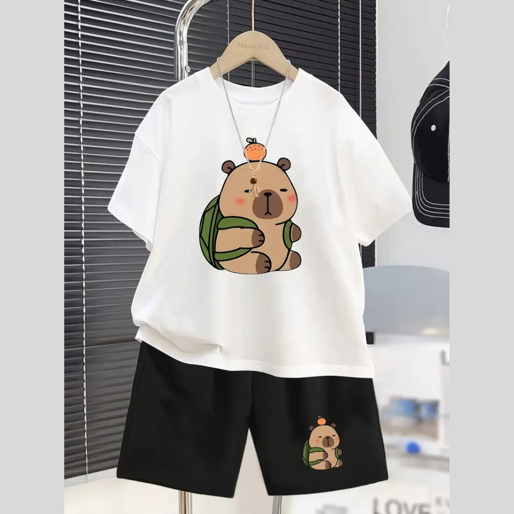 Kit Conjunto Infantil Juvenil Menino Camiseta Estampa DTF Capivara + Short Moletinho 100% Algodão Moda Casual Premium