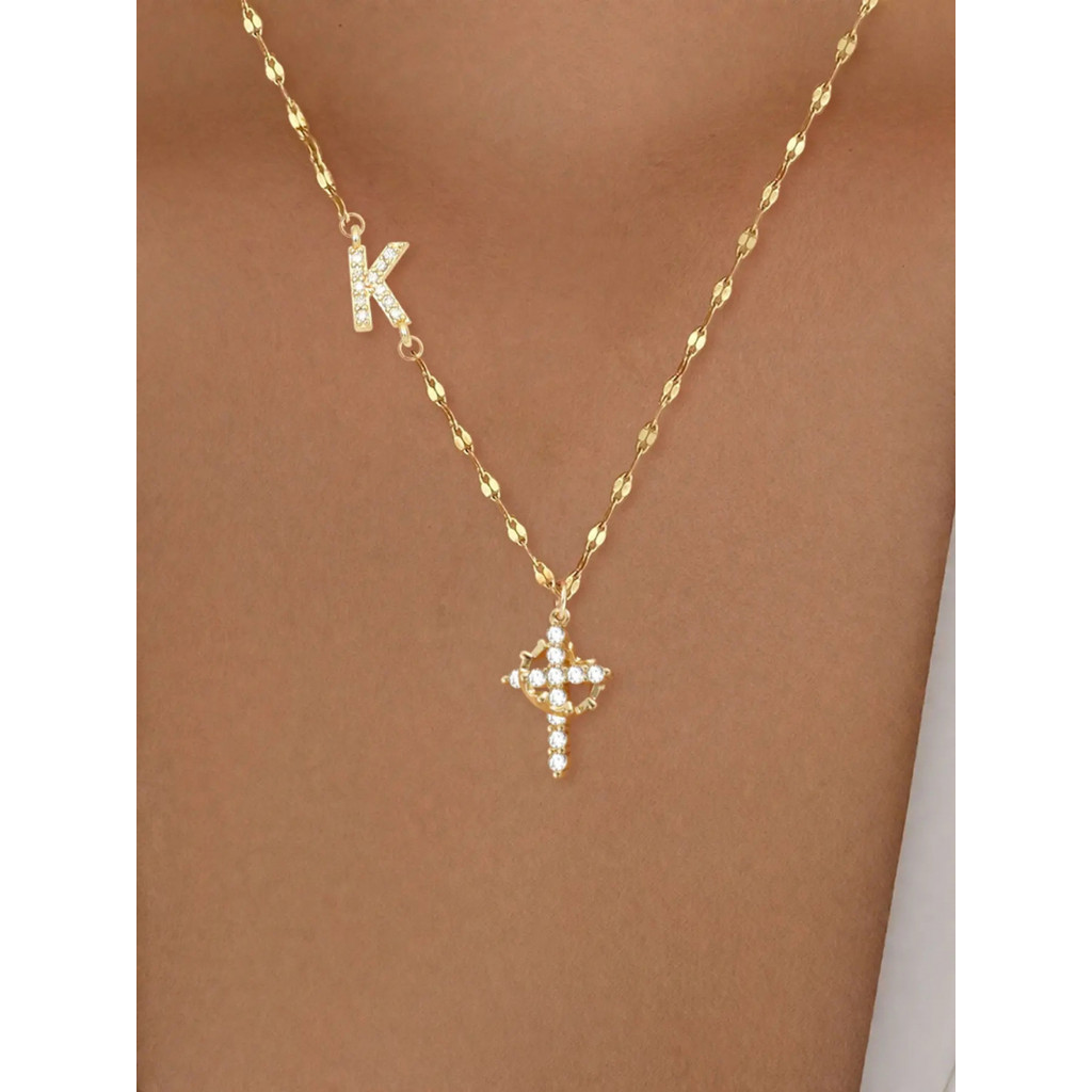 Colar Feminino de Aço Inoxidável com Pingente de Letra Inicial em Zircônia (Cruz, Coroa), Corrente Casual e Elegante par