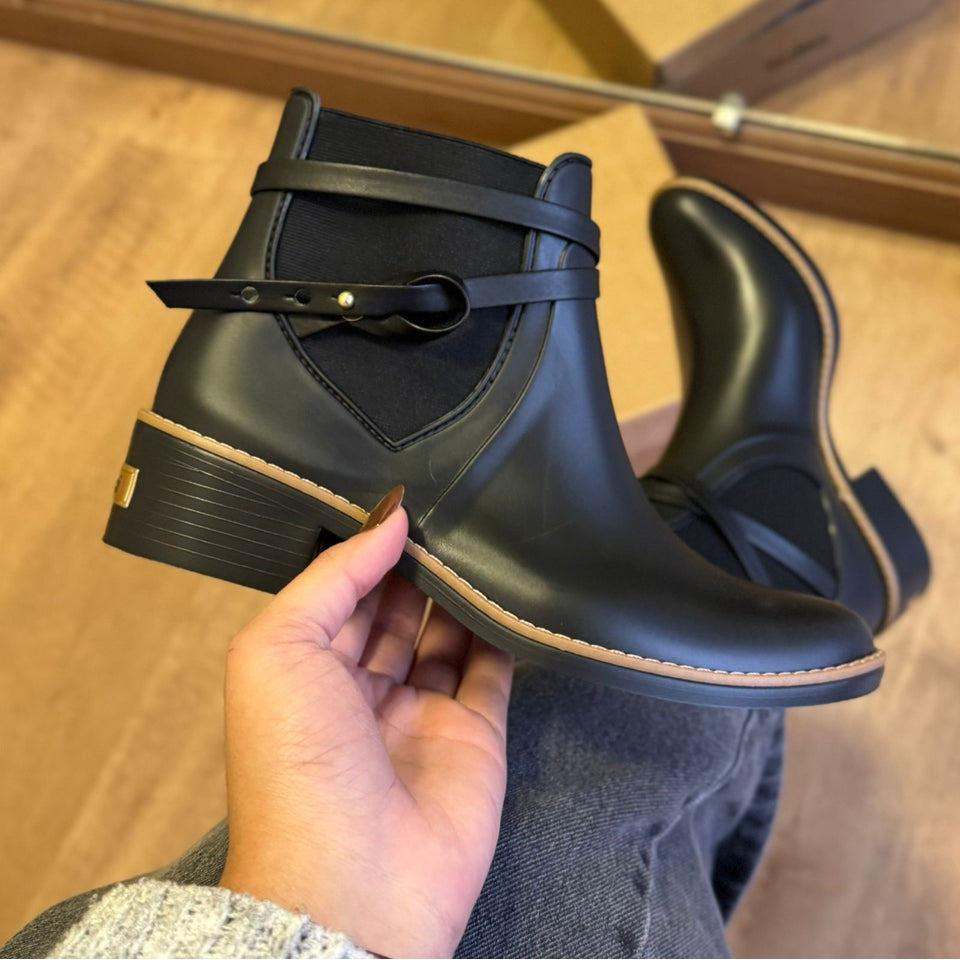 Bota Colcci Peony Rain Chelsea
