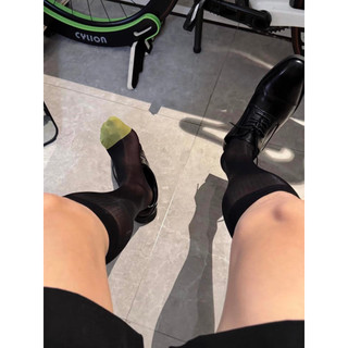 DM Meias masculinas de Nylon cavalheiro dedos dourados tubo longo meias pretas confortáveis meias finas transparentes te