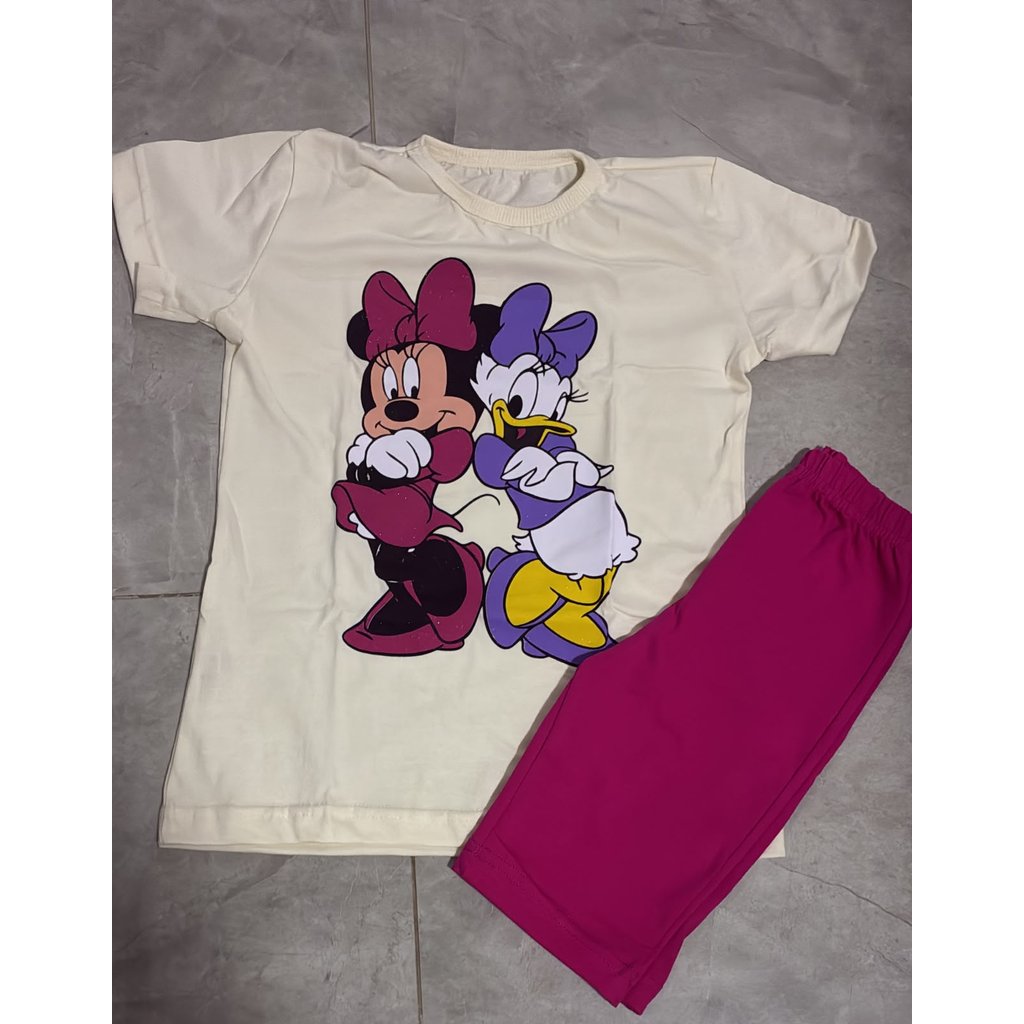 Conjunto Minnie Menina Camiseta Estilosa + Short Confortável Infantil 2 e 6 anos