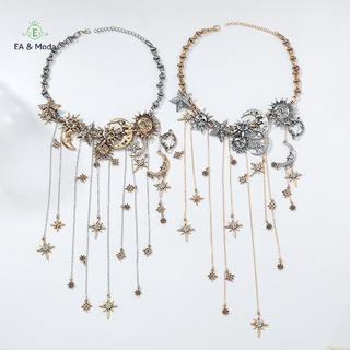 O colar feminino EA & Moda apresenta um design de pingente exagerado em várias camadas com um motivo de lua, e é da T0EC