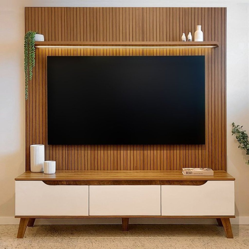 Rack com Painel Ripado para TV até 75 Polegadas com LED Impressão Ripada 3D Liverpool Pinho/Off White em Oferta na Shopee