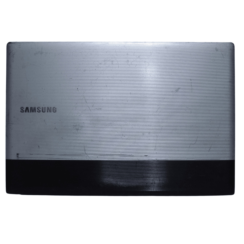 Carcaça Tampa da tela para Notebook Samsung RV511 Seminovo