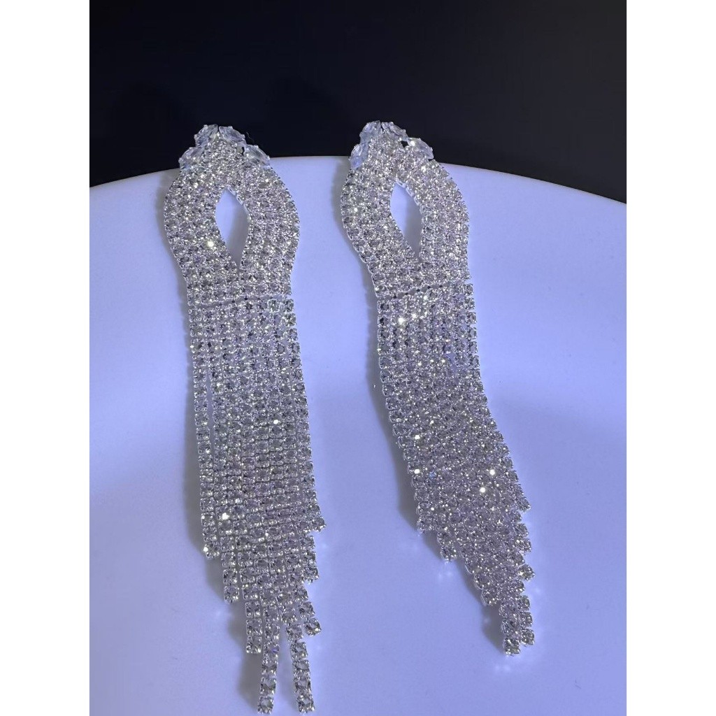 Brinco Franja Strass Dourado: Onde Comprar | BuscaProdutos