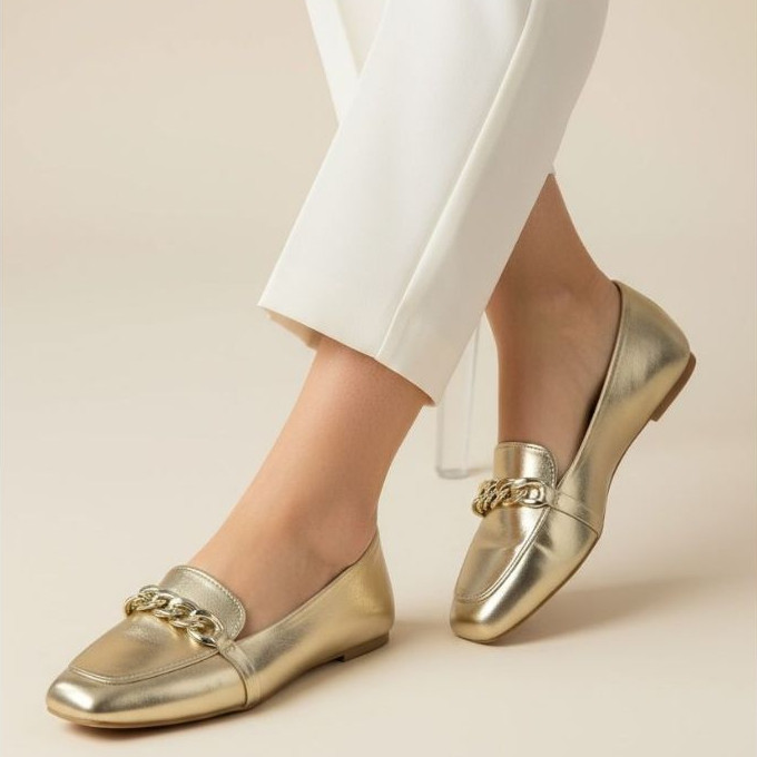 Sapatilha Feminina Confortável Luxo Elegante Sapato Feminino Mocassim Bico Quadrado Ouro Corrente