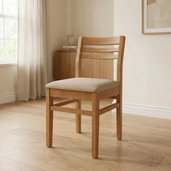 Cadeira para Sala de Jantar Estofada em Madeira Maciça Diamante Natural e Bege Marrom Natural/Bege