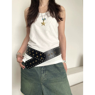 Menina quente simples perfuração-livre rebite cinto feminino ins estilo Punk preto com Culottes decoração moda versão la