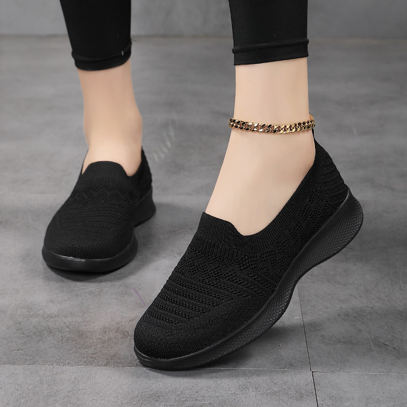 Velho pequim sapatos de pano moda feminina sapatos femininos malha respirável mãe sapatos de meia-idade idosos sola maci