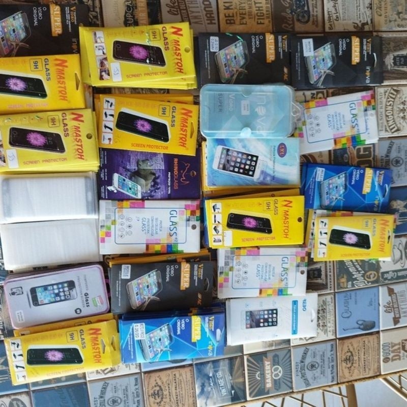 Lote, Kit 100 Capas + 100 Peliculas Lote Revenda Para SmartPhones Variados e Embalados - QUALIDADE ALTA