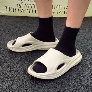 Tiras finas, estilo moderno e descolado, estilo esportivo masculino para praia, moda para basquete ao ar livre, sola gro