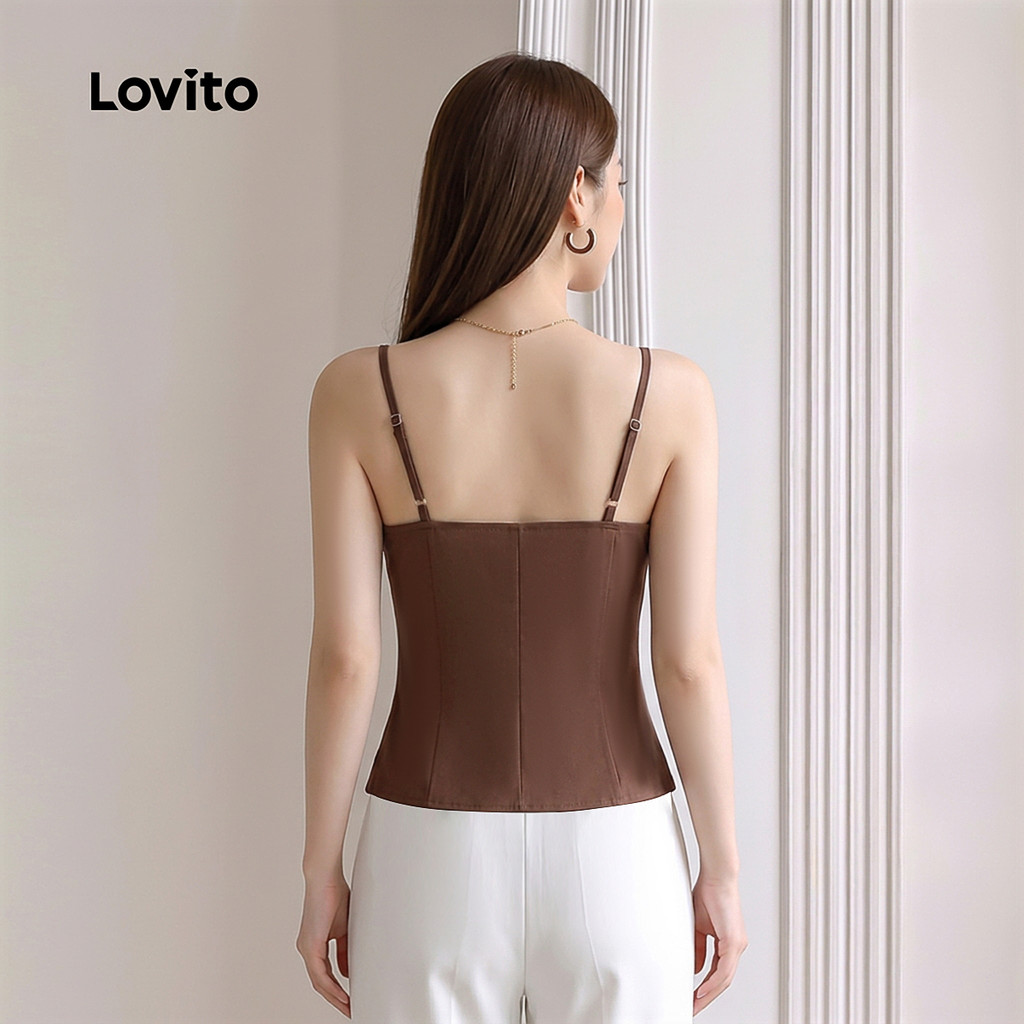 Lovito Blusa Feminino Casual Assimetrica Sem Mangas Com Ombros À Mostra E Botões Para O Dia a Dia Clássica E Versátil Para Primavera/verão Fins De Semana E Trabalho Cor Marrom Estilo Retrô Dos Anos 90 TKB201P1D588 · foto 2
