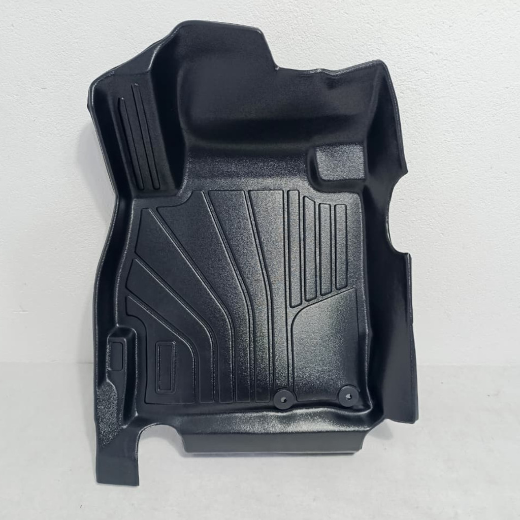 Jogo de Tapete Interno Bandeja 3 Peças Nissan Versa 2012 2013 2014 2015 2016 2017 2018 2019 2020 — imagem 2 de 2