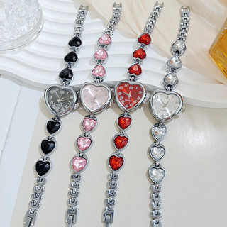 Novo relógio feminino de alta qualidade em formato de coração com incrustações de diamantes, moda de nicho, alto apelo e