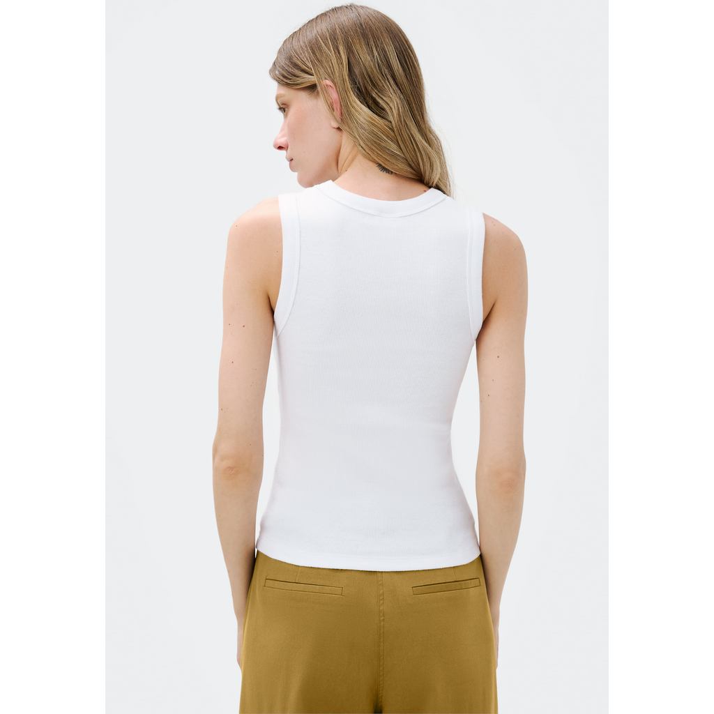 Regata Básica Feminina Slim Neck · foto 2