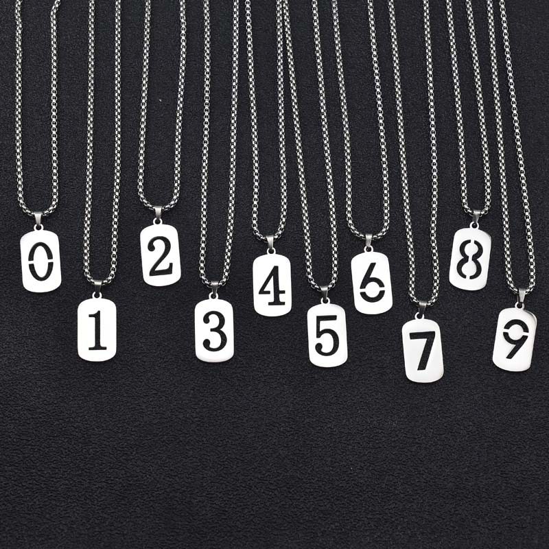 Casal de aço de titânio High-End Street Wear número da sorte pingente colar moda 34 número pingente masculino feminino c