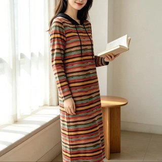 2026 outono novo estilo arco-íris tira solta tamanho grande roupas femininas idosas de meia-idade roupas da mãe com capu