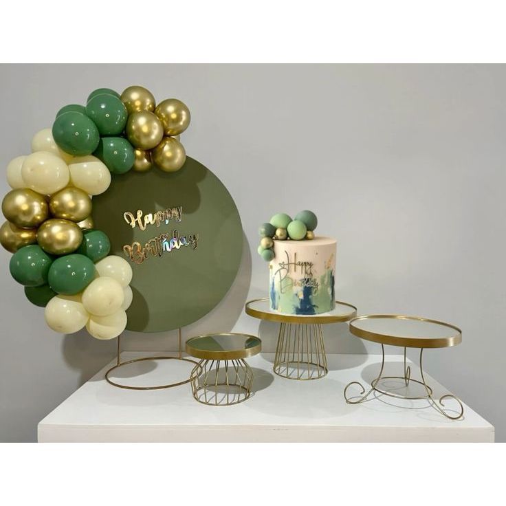 MINI ARCO REDONDO DE MESA EM FERRO DOURADO PRA DECORAÇAO DE FESTAS.
