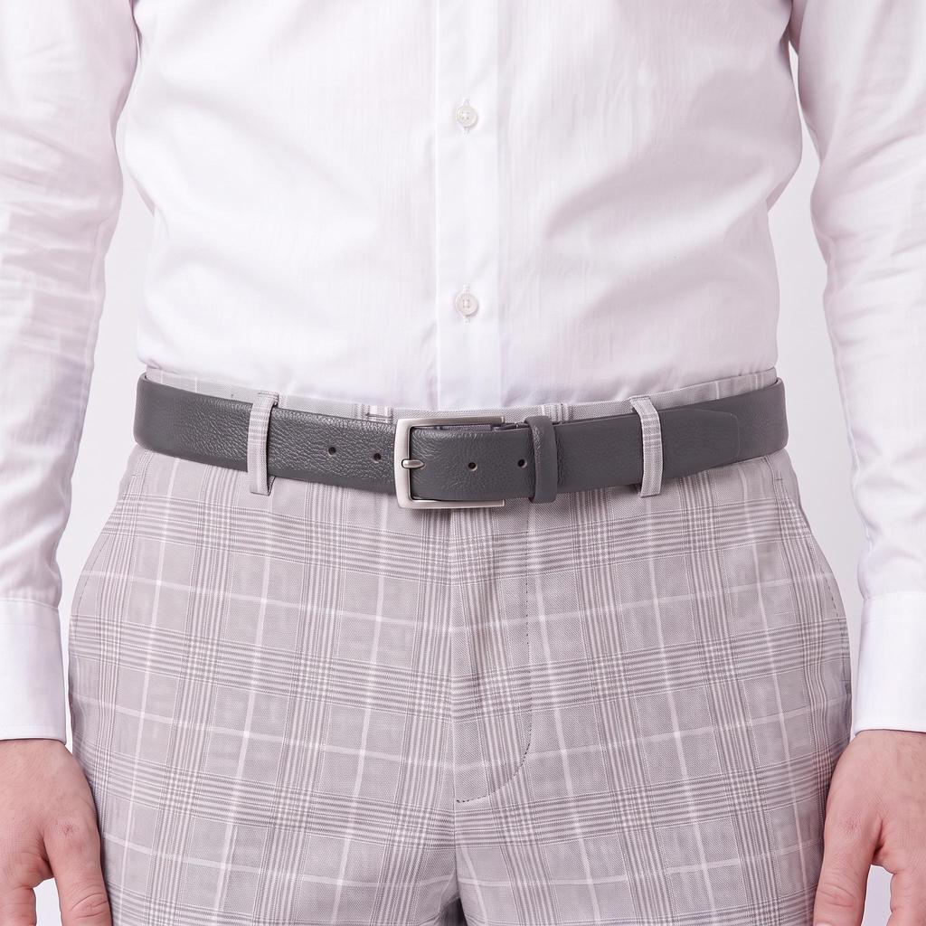 Cinto Masculino de Couro com Fivela de Metal 