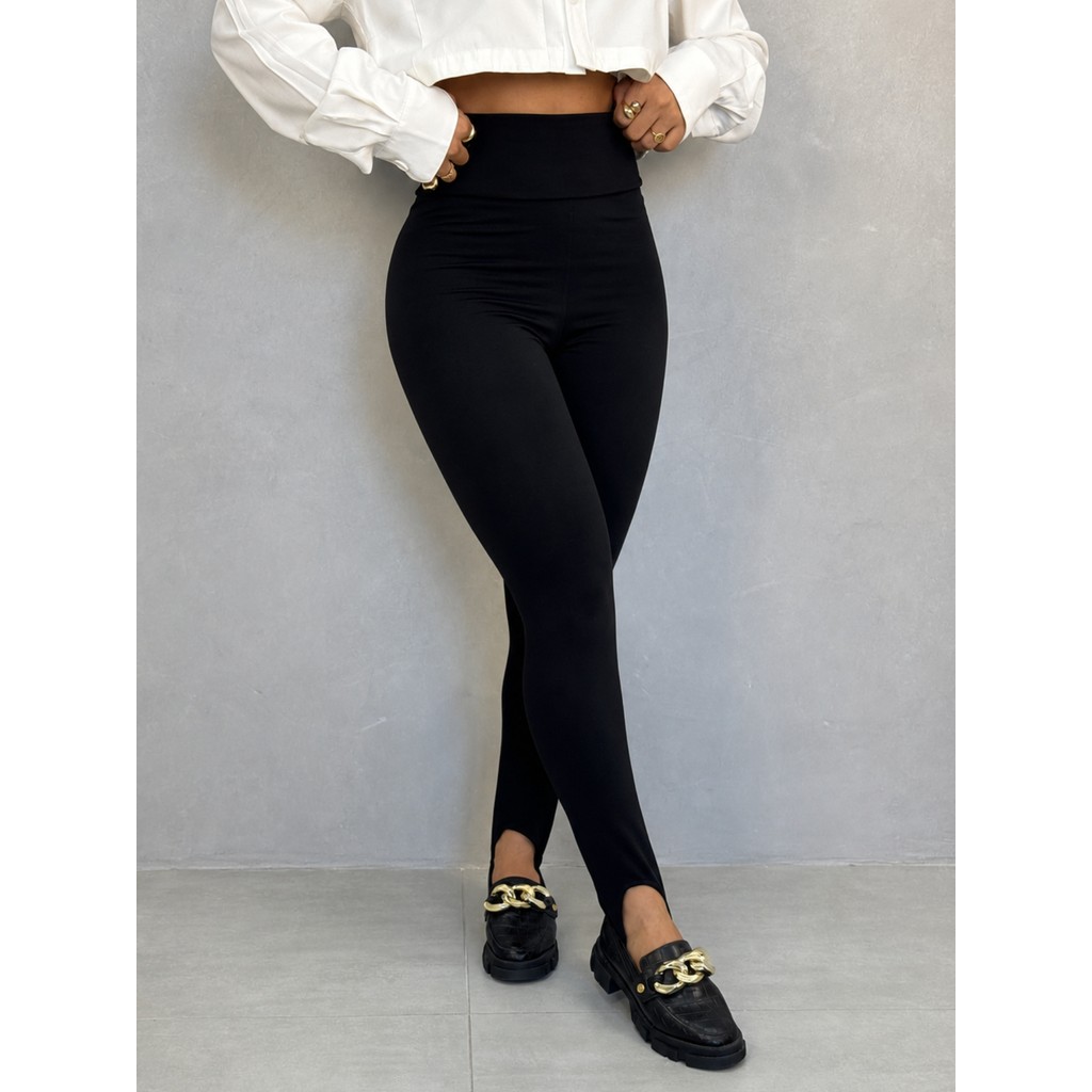 Calça Legging Feminina Flanelada Com Pezinho Térmica Cintura Alta Sem Transparência Fitness