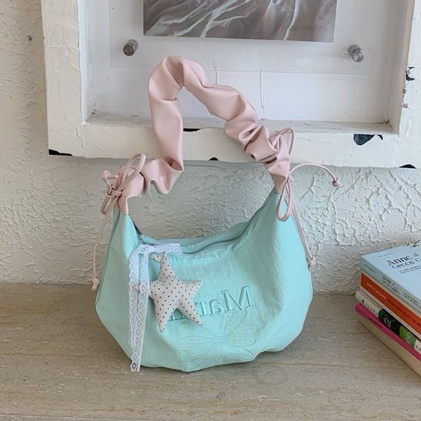 [Estoque pronto] Doce ins goiaba ombro mensageiro bolsa feminina grande capacidade requintado bonito Casual All-Match po