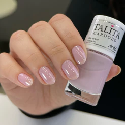 Esmalte Nova Coleção Talita Cardozo e Anita cor Lilás de Leve