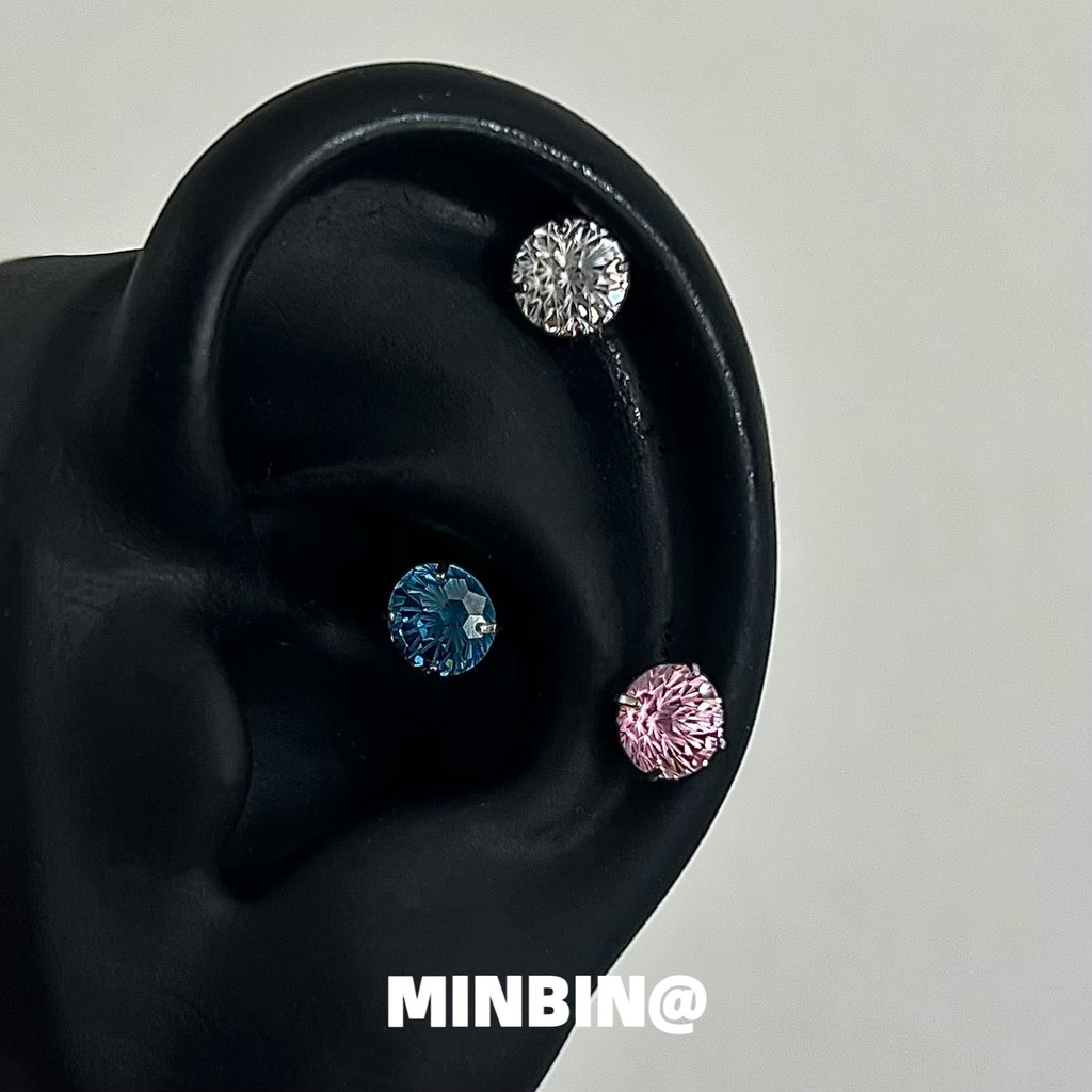 [Flashing Fireworks] Brincos de zircão de diamante piscante Brincos femininos Brincos de osso Brincos de nicho de alta q